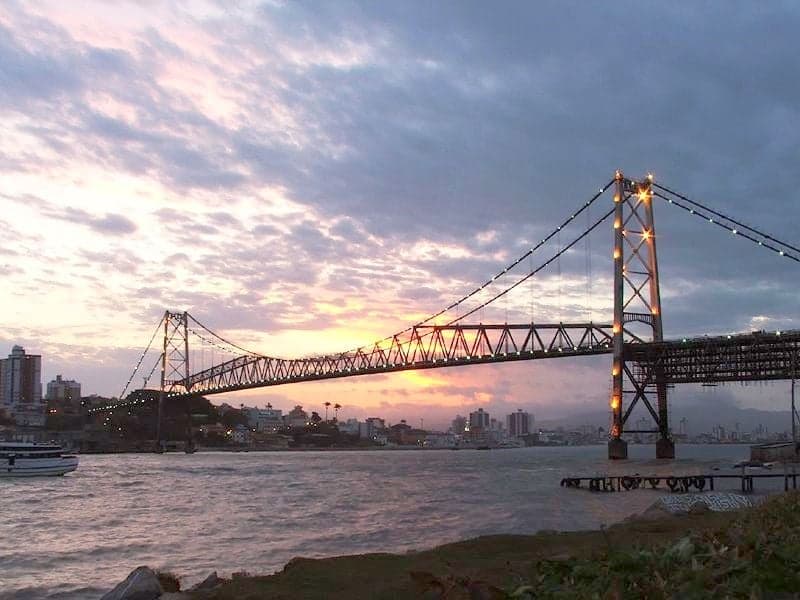 Processo seletivo FAHECE Florianópolis SC: vaga para analista contábil II